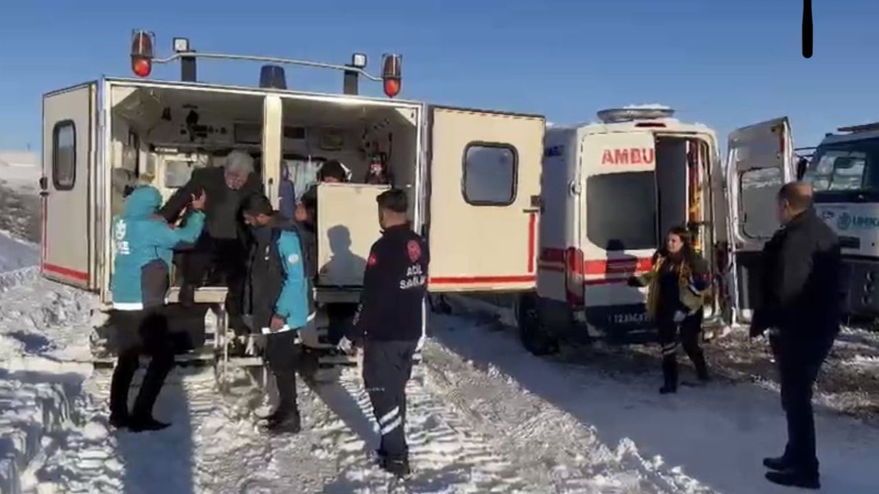 Bingöl'de UMKE Ekipleri Kış Koşullarında Hastalara Yardım Eli Uzatıyor