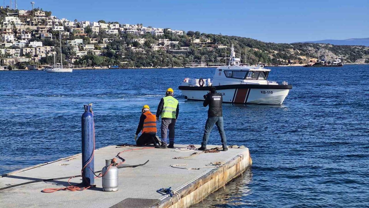 Bodrum'daki Kaçak Limanın Yıkımı Başladı