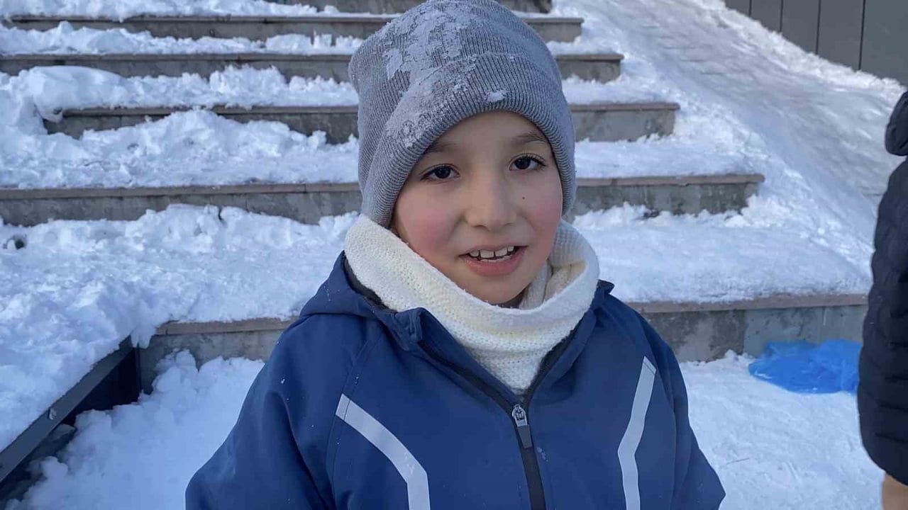 Bolu’da Merdivenler Kayak Pistine Dönüştü