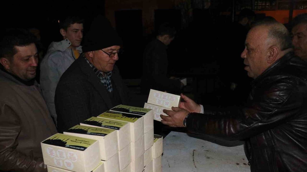 Bozdoğan Belediye Başkanı Mustafa Galip Özel, Kandil Gecesinde Kızılca'da Vatandaşlarla Buluştu