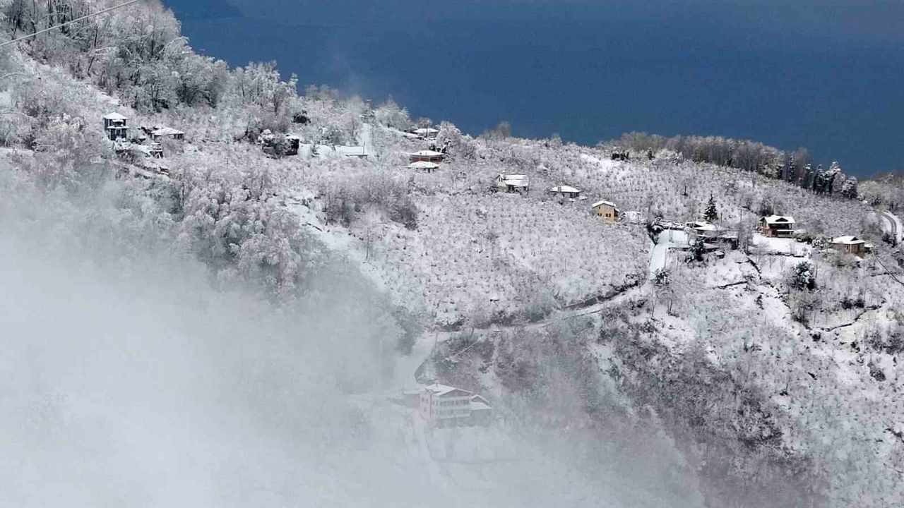 Boztepe Seyir Terası'nda Kar Manzarası