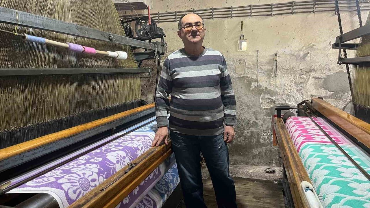 Buldan'da Geleneksel Dokumacılık: Kara Tezgâhların Öyküsü