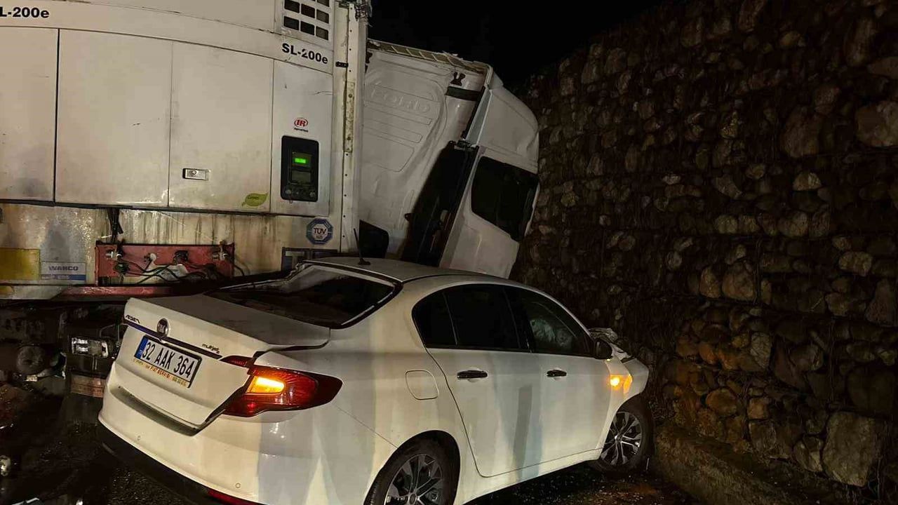 Burdur'da Trafik Kazası: 1 Ölü, 7 Yaralı