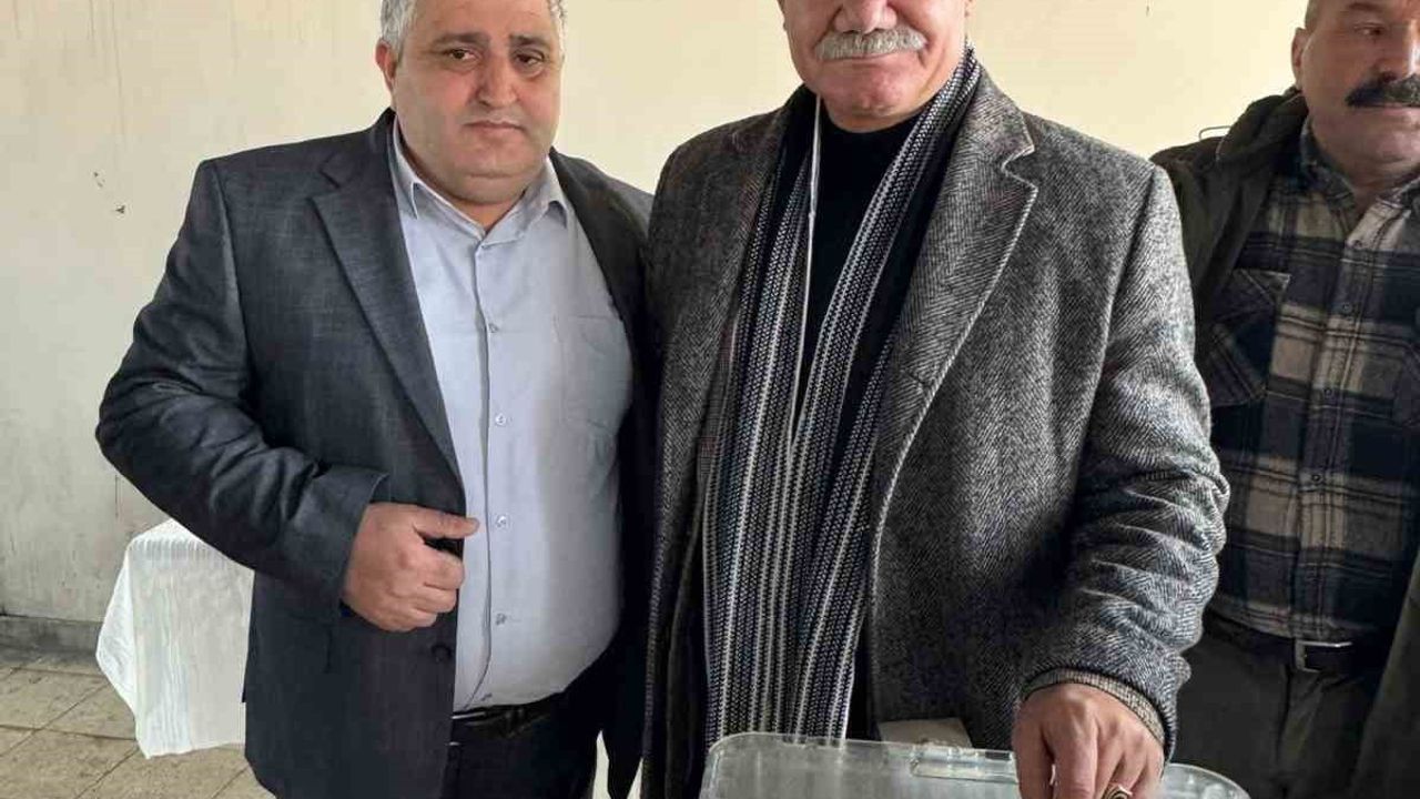 Burhan Taşdemir, Akyaka Esnaf ve Sanatkarlar Odası’nda Yeniden Başkan