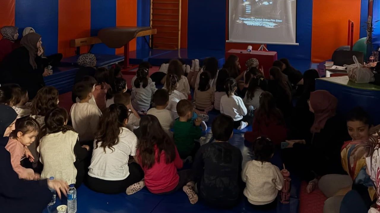 Burhaniye'de Anne ve Çocuklar Sporla Buluştu