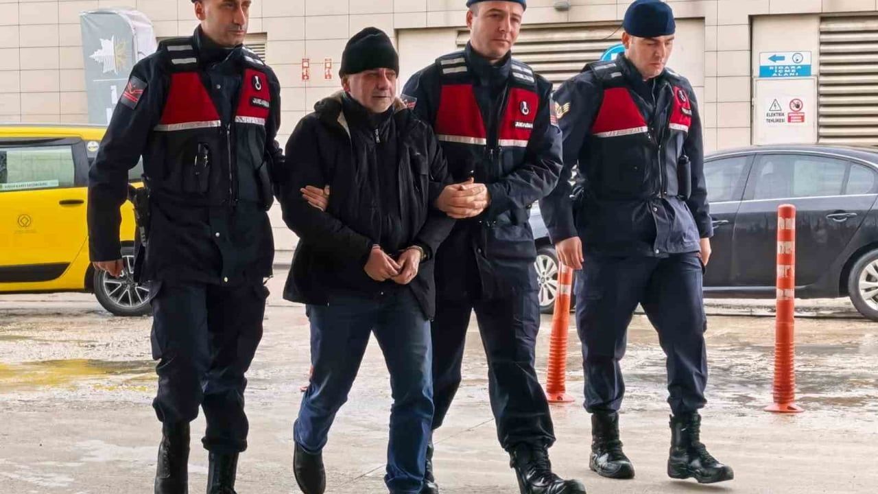Bursa'da 13 Yıl Hapis Cezasıyla Aranan Şahıs Yakalandı