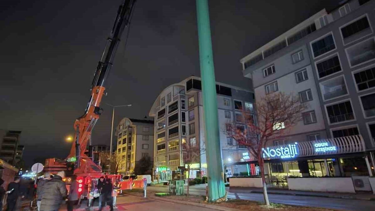 Bursa'da Kar ve Lodosla Mücadele Başarıyla Sonuçlandı