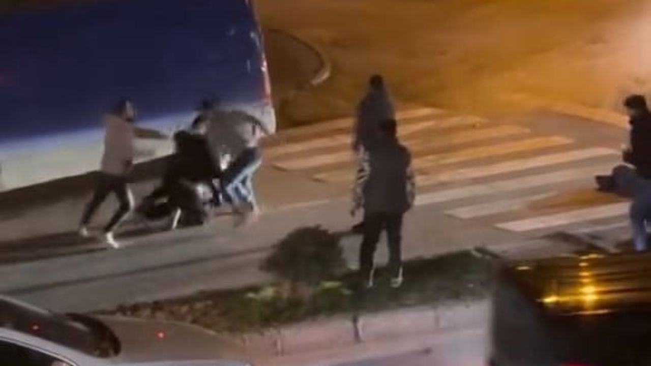 Bursa'da Kavga Sırasında Yola Savrulan Çocuk Şans Eseri Kurtuldu