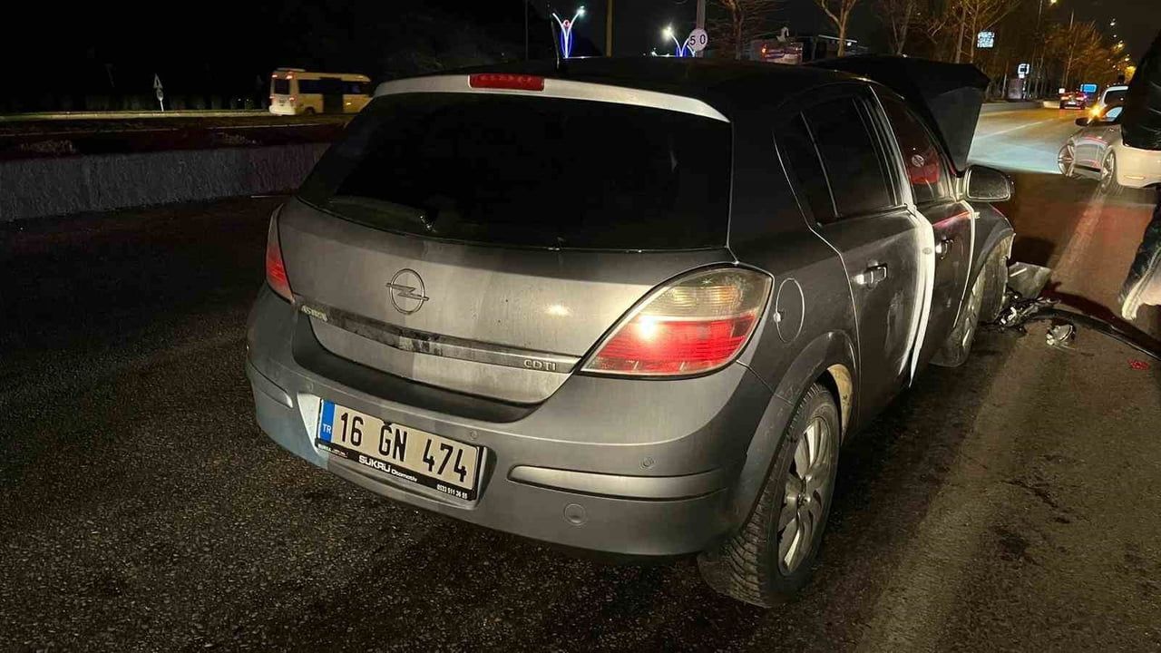 Bursa'da Kaza: Dört Yaralı