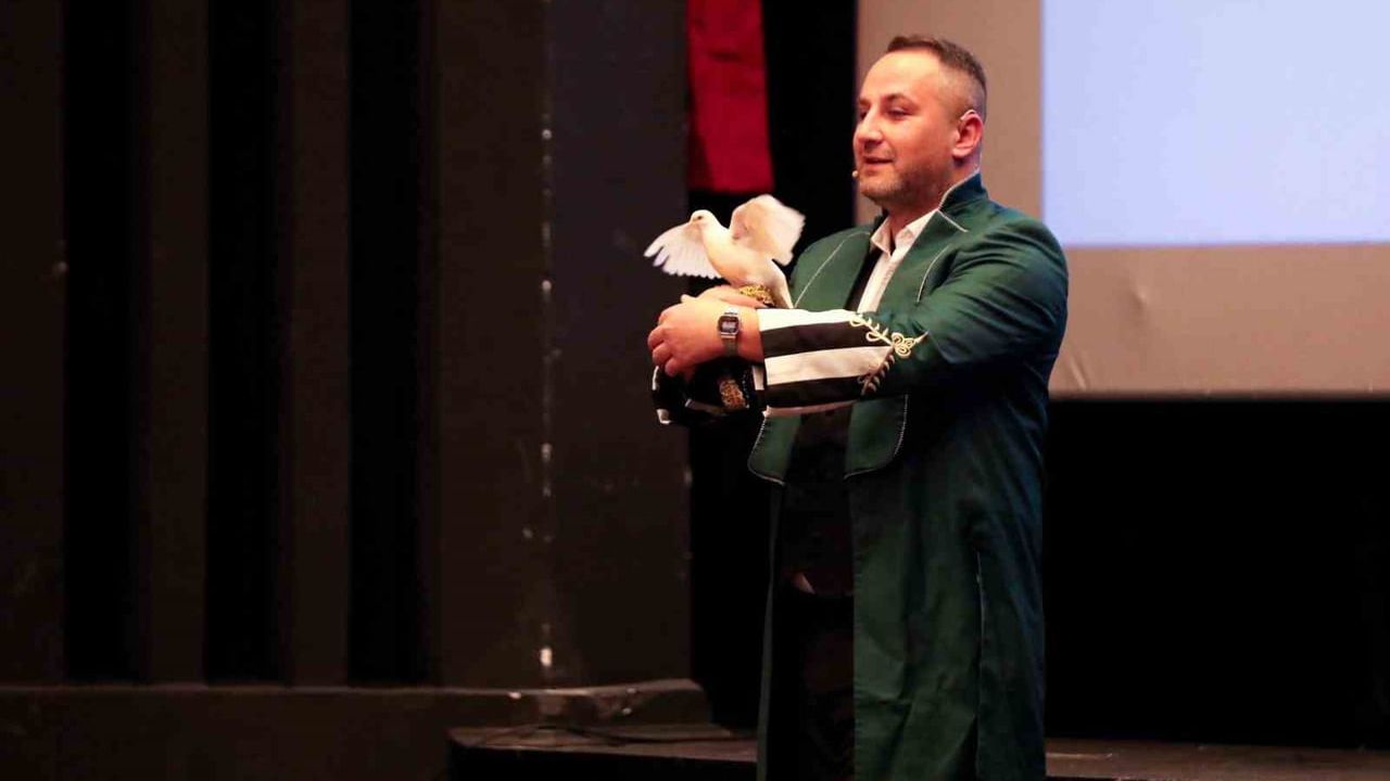 Bursa'da Yarıyıl Şenliği Renkli Finalle Tamamlandı