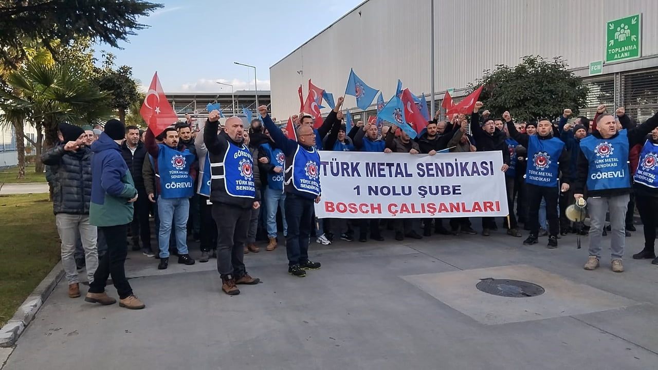 Bursa Otomotiv İşçileri Eylemlere Devam Ediyor