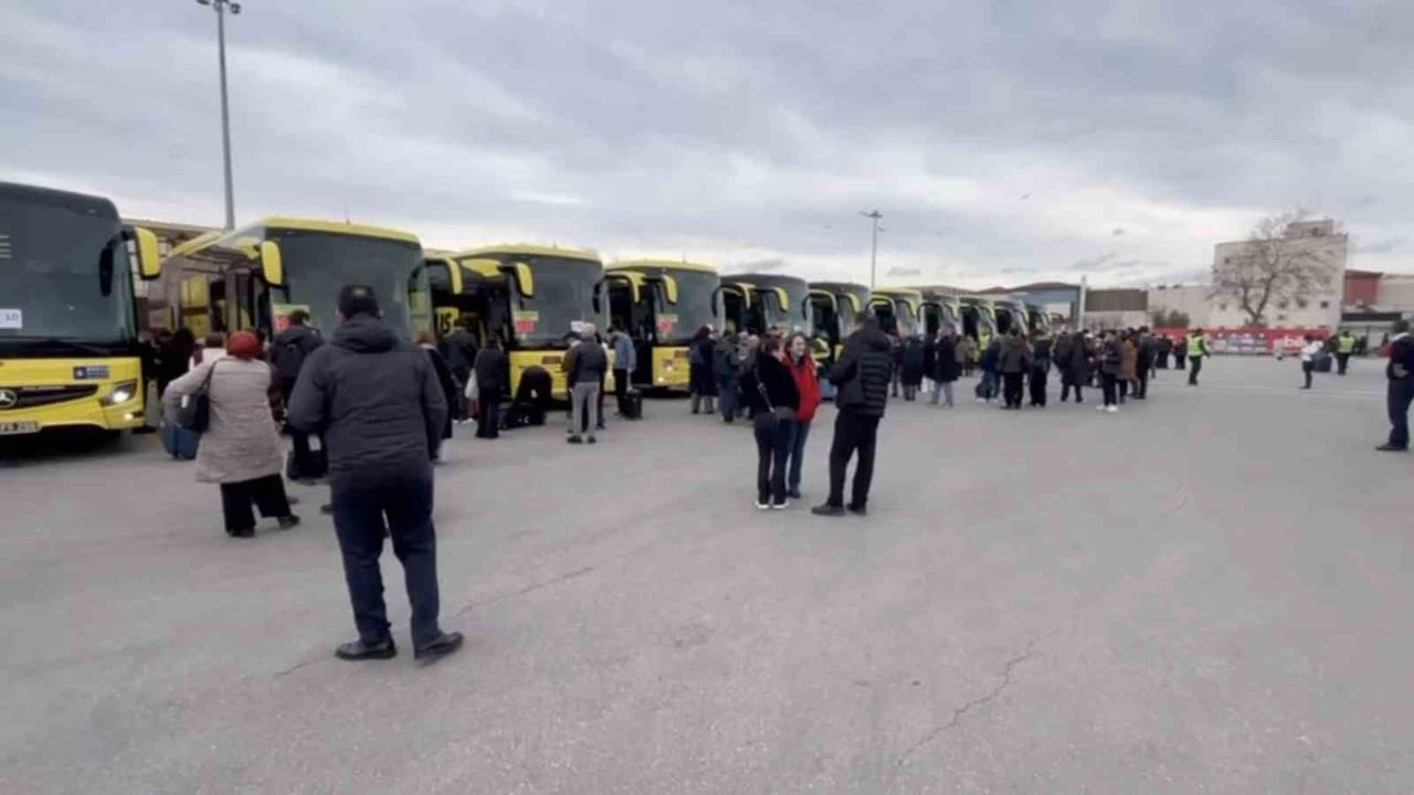 Bursa Terminali'nde Yılbaşı Yoğunluğu