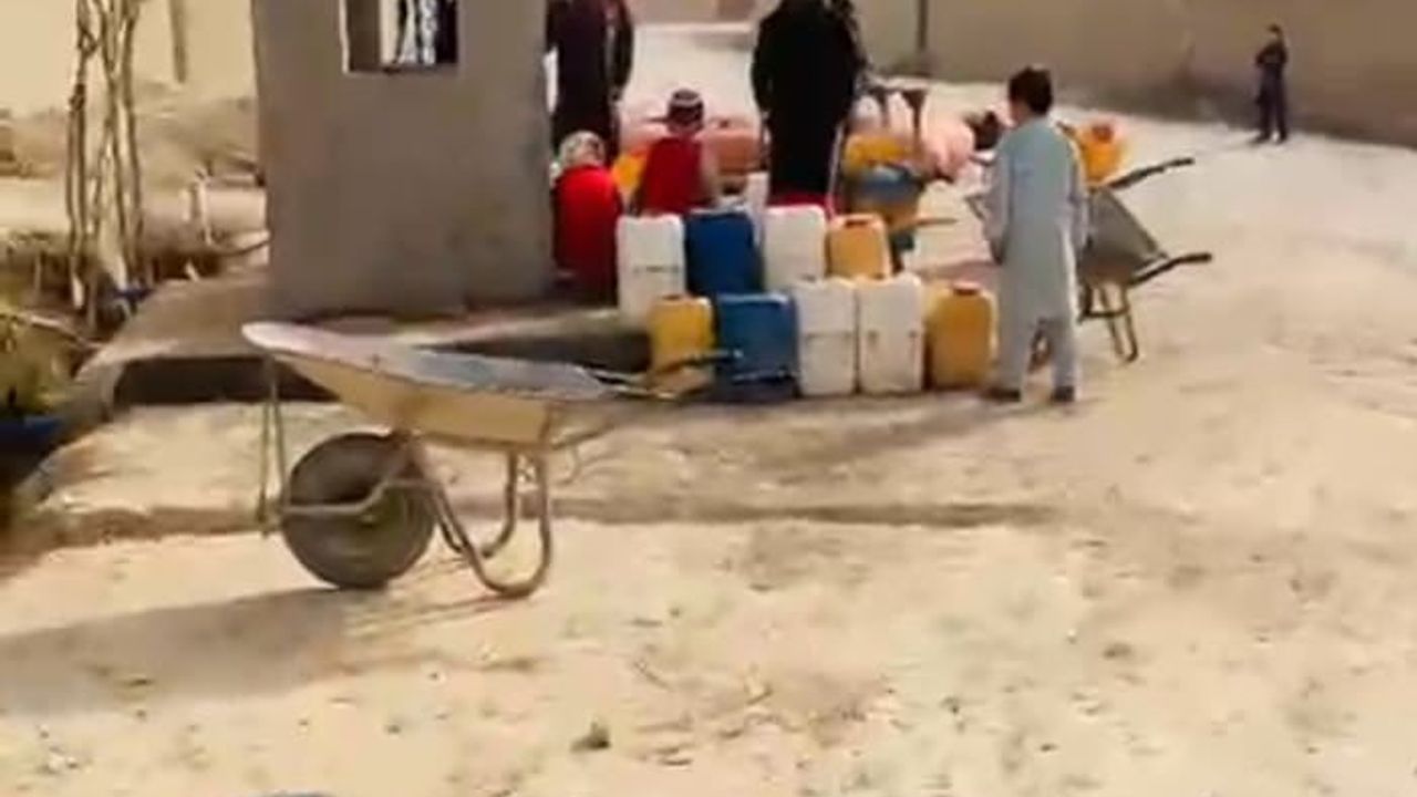 Bursalı Hayırsever Kadınlardan Afganistan’a Su Kuyusu