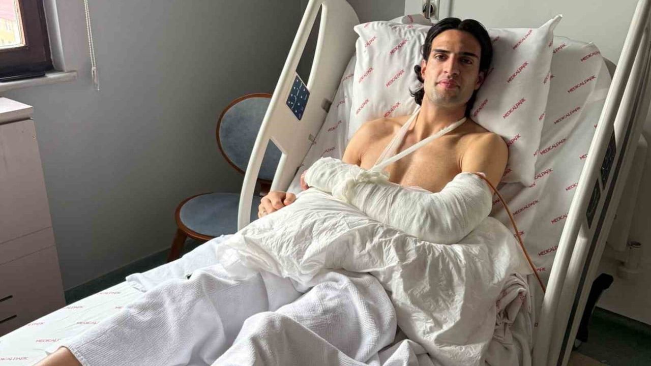 Bursaspor'da Baran Başyiğit Operasyon Geçirdi