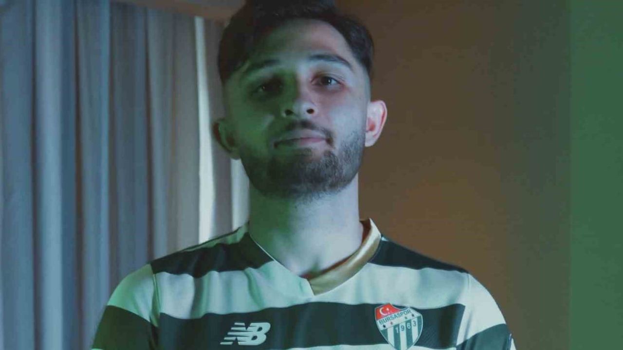 Bursaspor Salih Kavrazlı ile Anlaştı