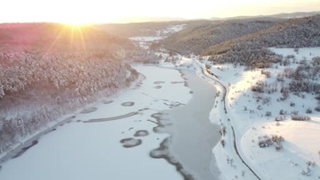 Buz Tutan Göletler: Eflani'nin Kış Güzellikleri
