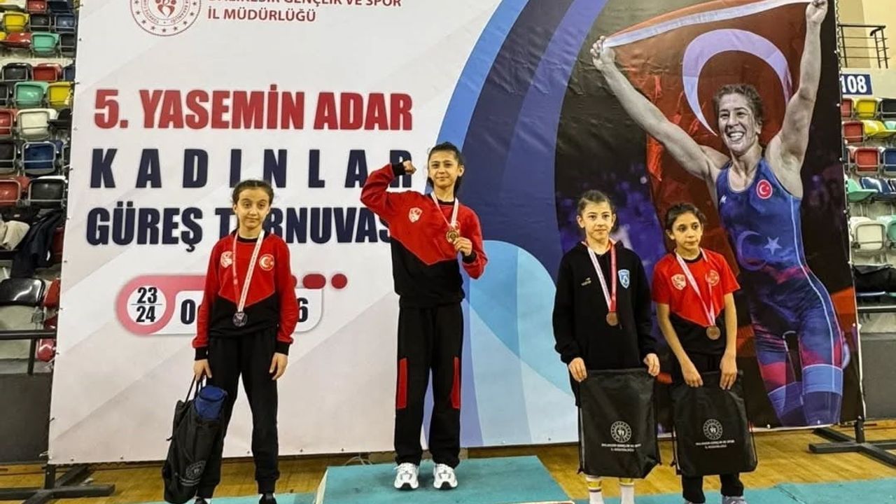 Camardı Spor Kulübü, Balıkesir'den Madalyalarla Döndü