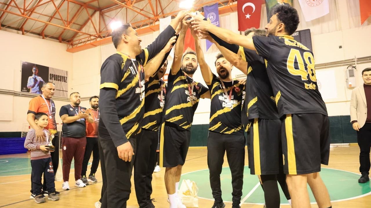 Çameli Voleybol Turnuvası Tamamlandı