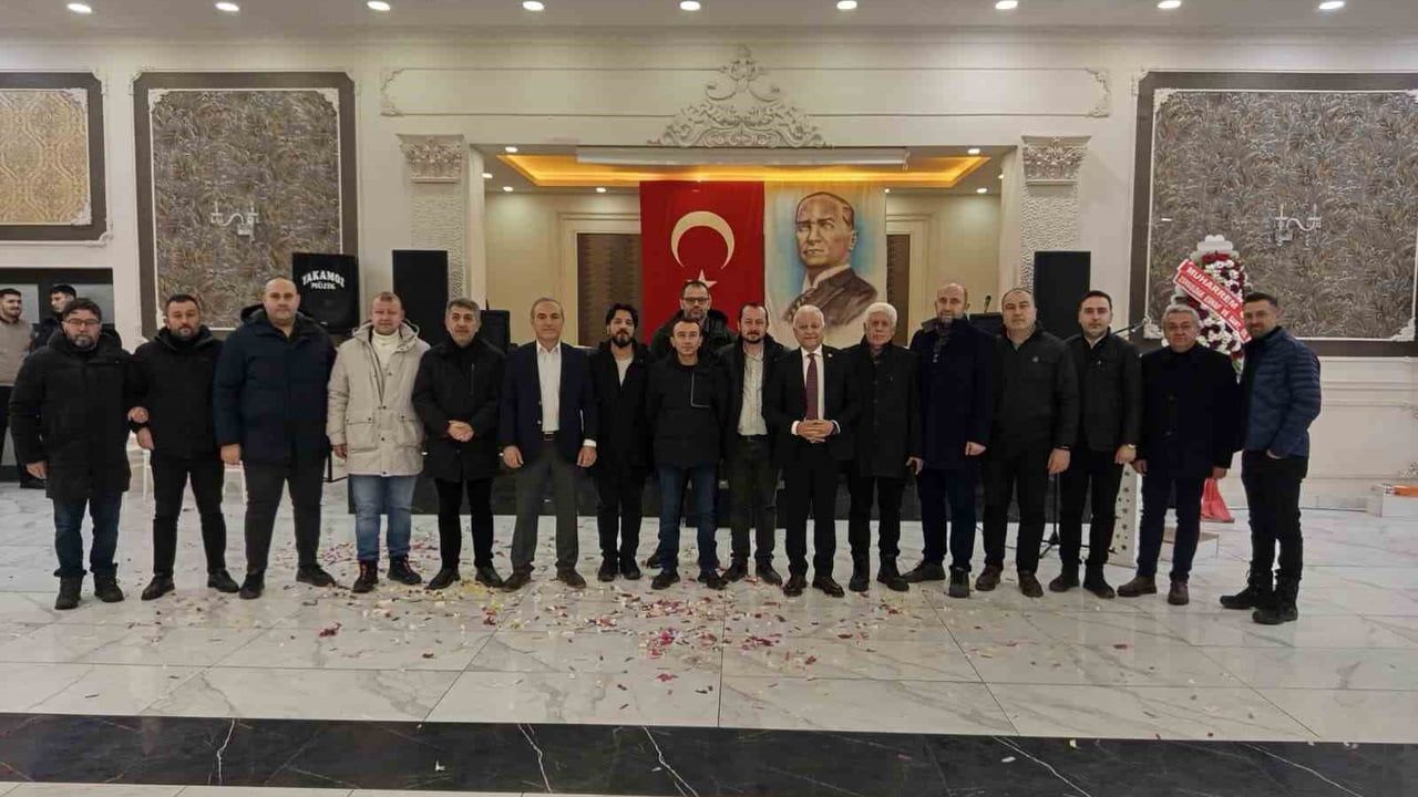 Çaycuma Esnaf ve Sanatkarlar Odası'nda Hayri Kandemir Güven Tazeledi