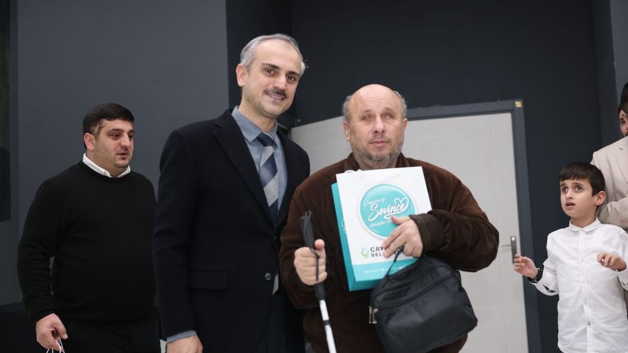 Çayırova'da Görme Engelliler Haftası Etkinliği Düzenlendi