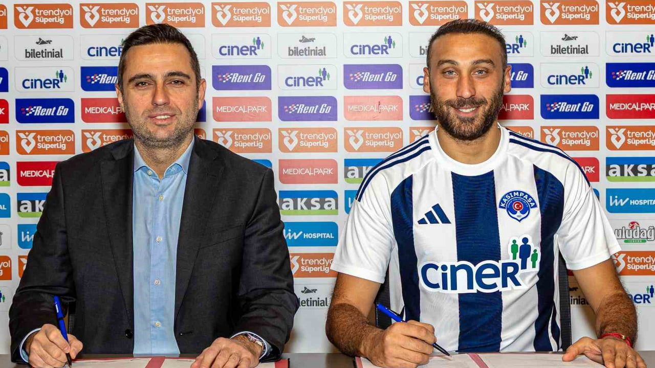 Cenk Tosun Kasımpaşa'ya Transfer Oldu