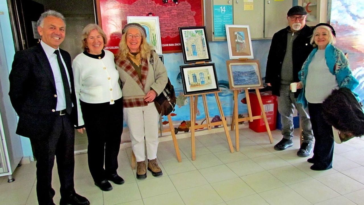 Çeşme Halk Eğitim Merkezi'nde Yılın İlk Sergisi Açıldı