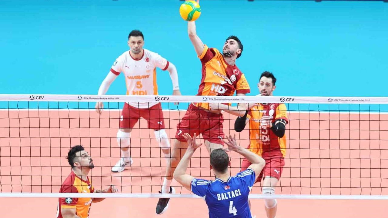 CEV Şampiyonlar Ligi'nde Galatasaray, Halkbank'ı Yenerek Öne Geçti