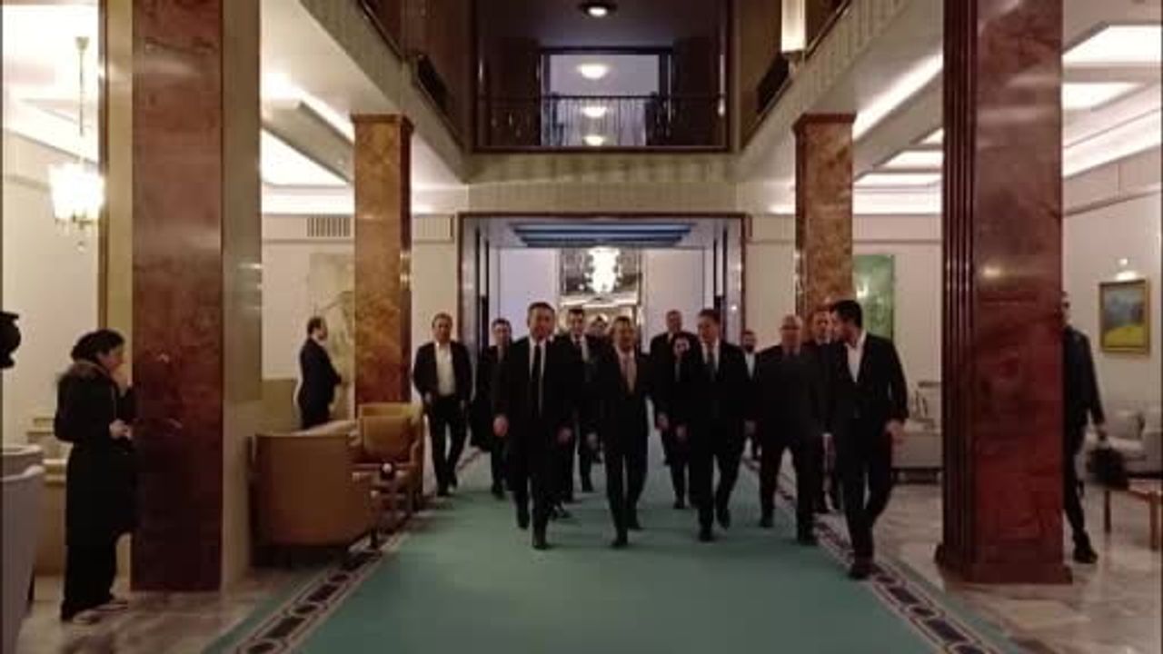 CHP Genel Başkanı Özgür Özel TBMM'yi Ziyaret Etti