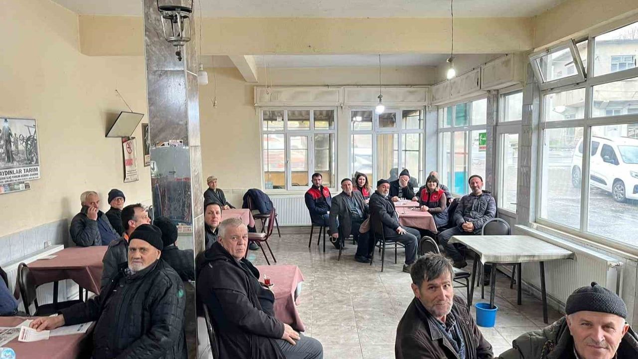 Çiftçilere Yeni Üretim Modelleri Anlatılıyor