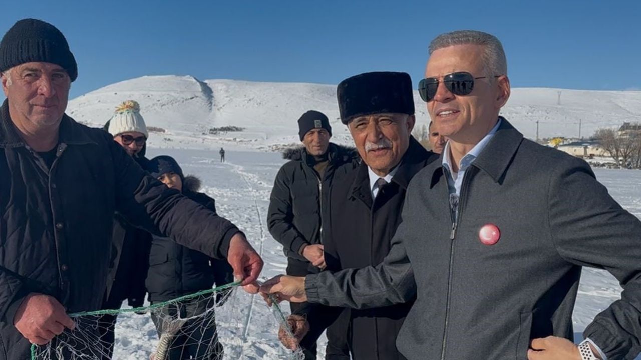 Çıldır'da Kristal Buz Festivali Hazırlıkları