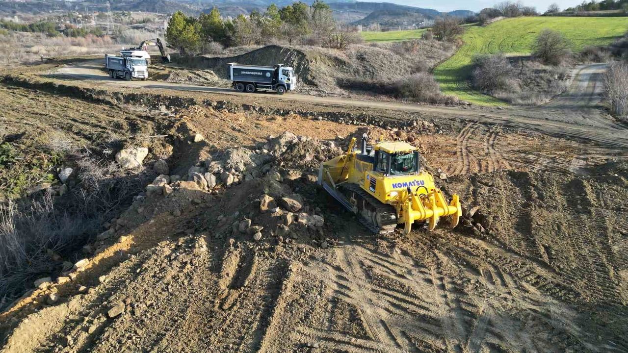 Çomar Barajı'nda Yol Genişletme Çalışmaları Devam Ediyor