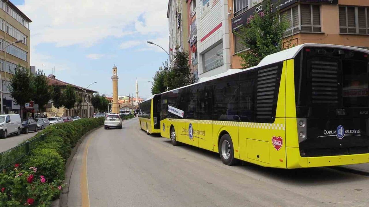 Çorum'da Halk Otobüsleri 1 Yılda 4 Milyon Kilometre Kat Etti