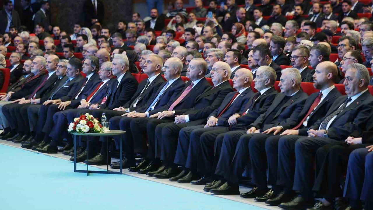 Cumhurbaşkanı Erdoğan: "Muhalefet Rant Şebekelerinin Gündeminde"