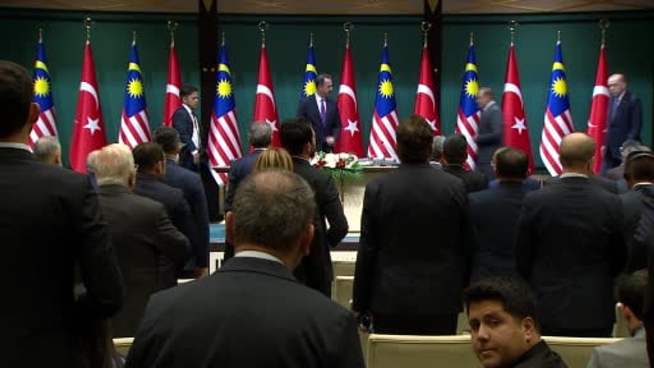 Cumhurbaşkanı Erdoğan ve Malezya Başbakanı Ortak Basın Toplantısı Düzenledi