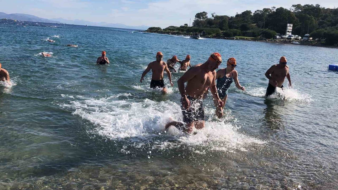 Datça'da 20. Uluslararası Açık Deniz Kış Yüzme Maratonu