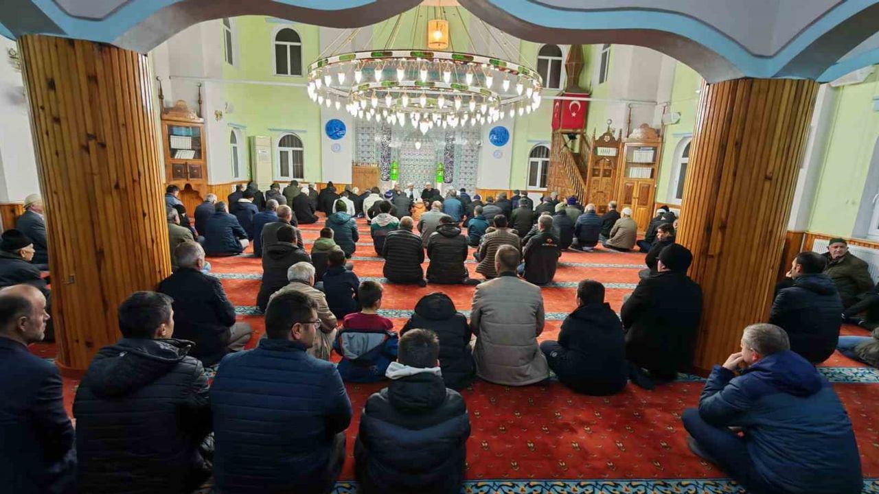 Demirci’de Miraç Kandili Coşkusu