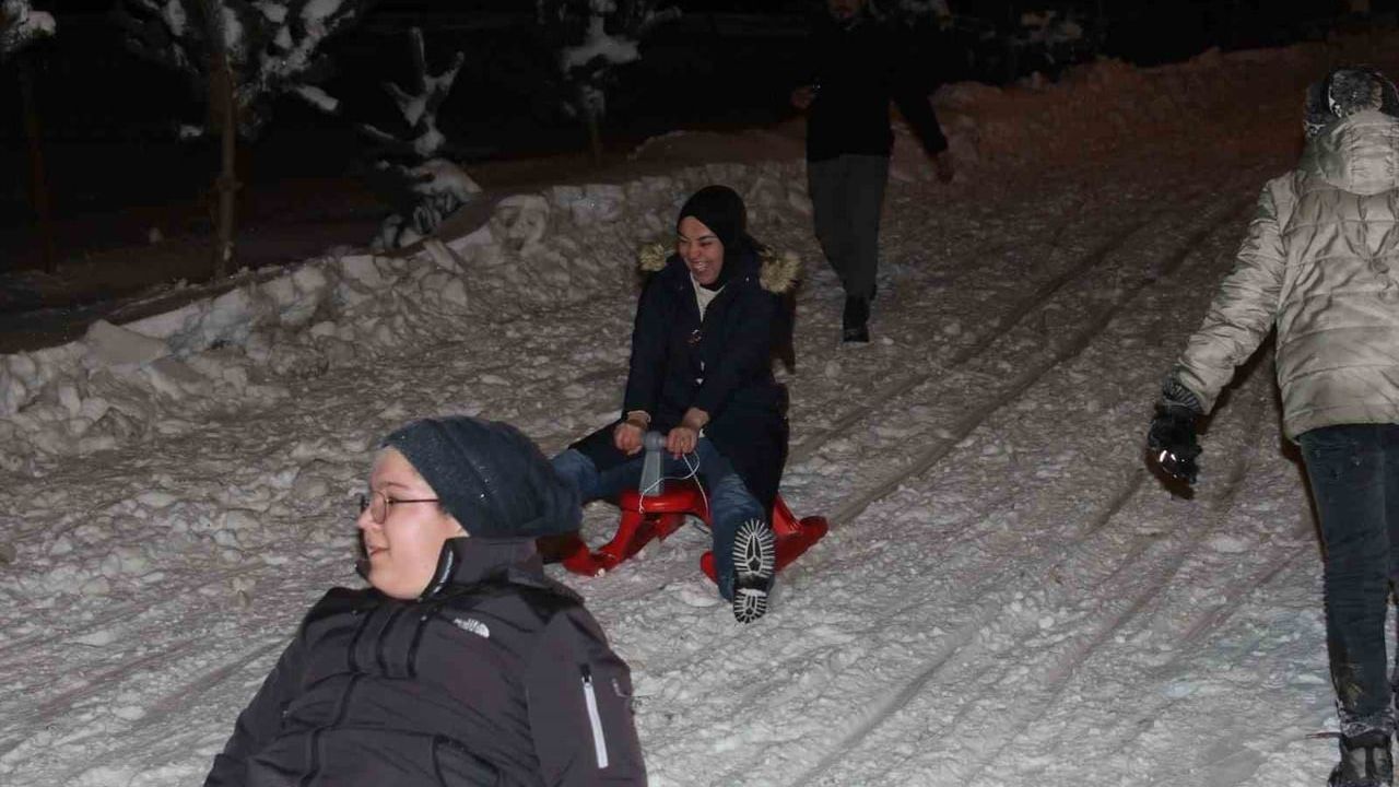 Demirözü'nde Kızak Festivali Coşkusu