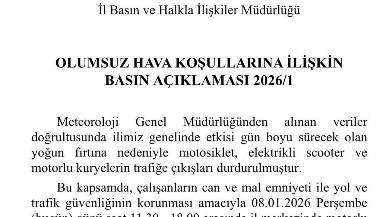 Denizli'de Fırtına Nedeniyle Motorlu Araçların Trafiğe Çıkışı Durduruldu