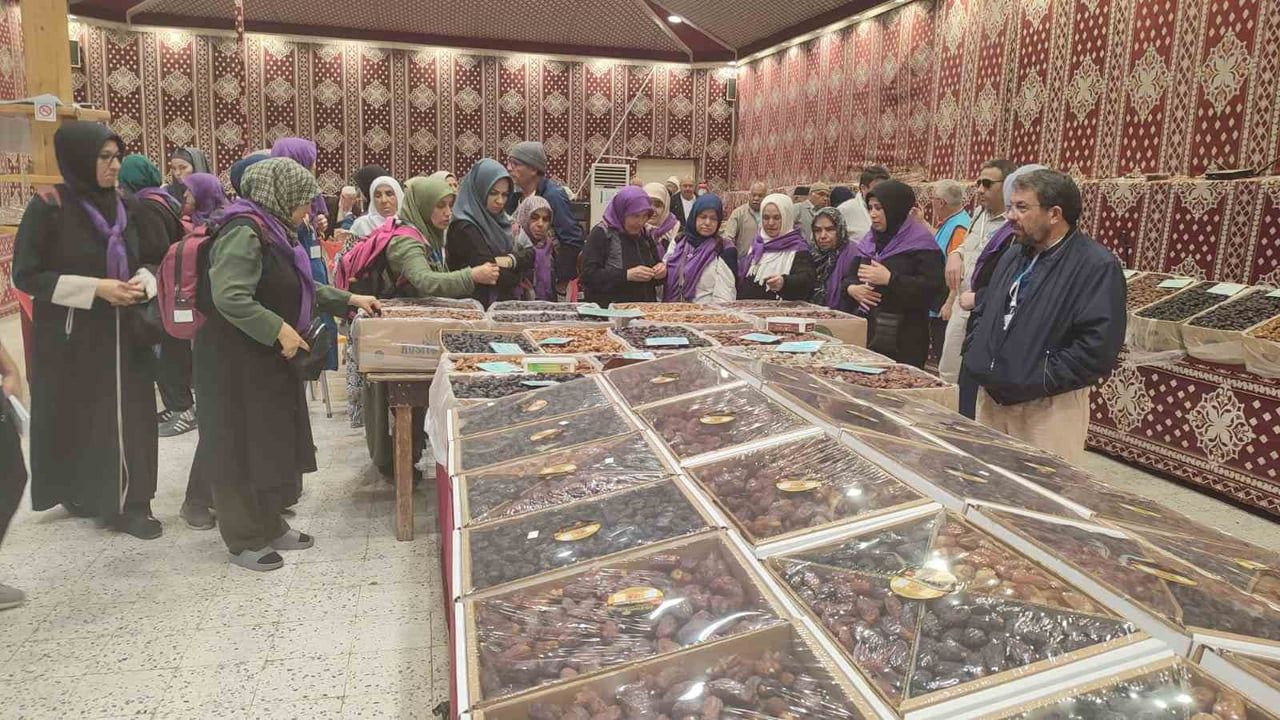 Denizli Umre Kafilesi Medine'de Manevi Bir Gün Geçirdi