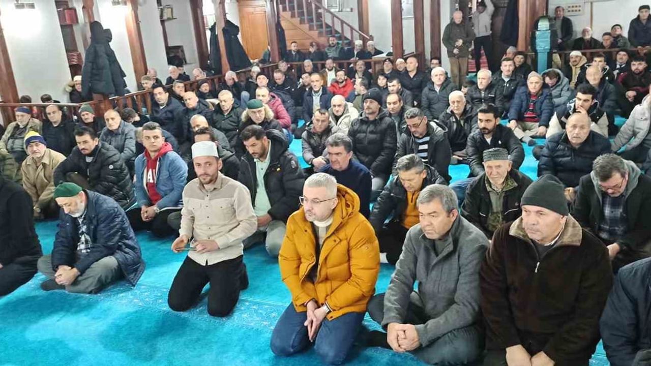 Devrek'te Miraç Kandili Coşkuyla Kutlandı