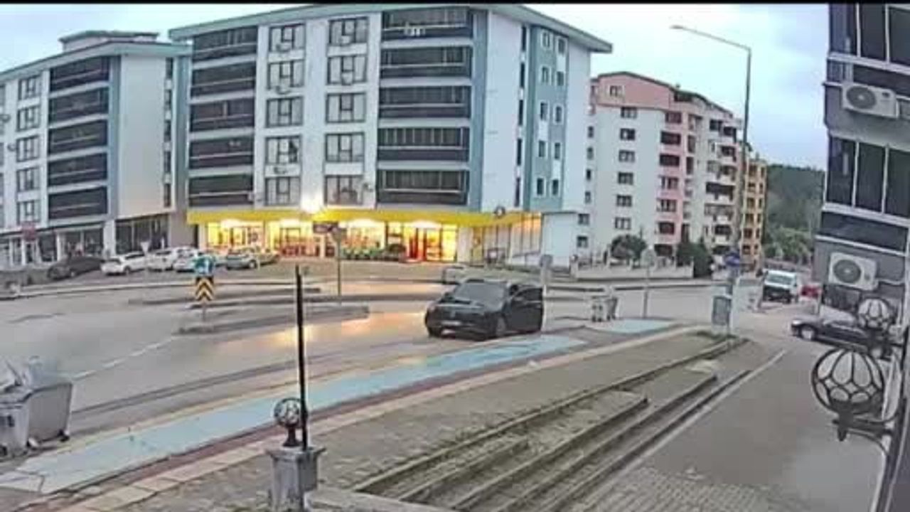 Direksiyon Dersi Korkutucu Bir Kaza ile Sonlandı