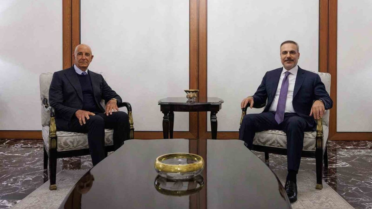 Dışişleri Bakanı Fidan, ABD Büyükelçisi Barrack ile Görüşme Gerçekleştirdi