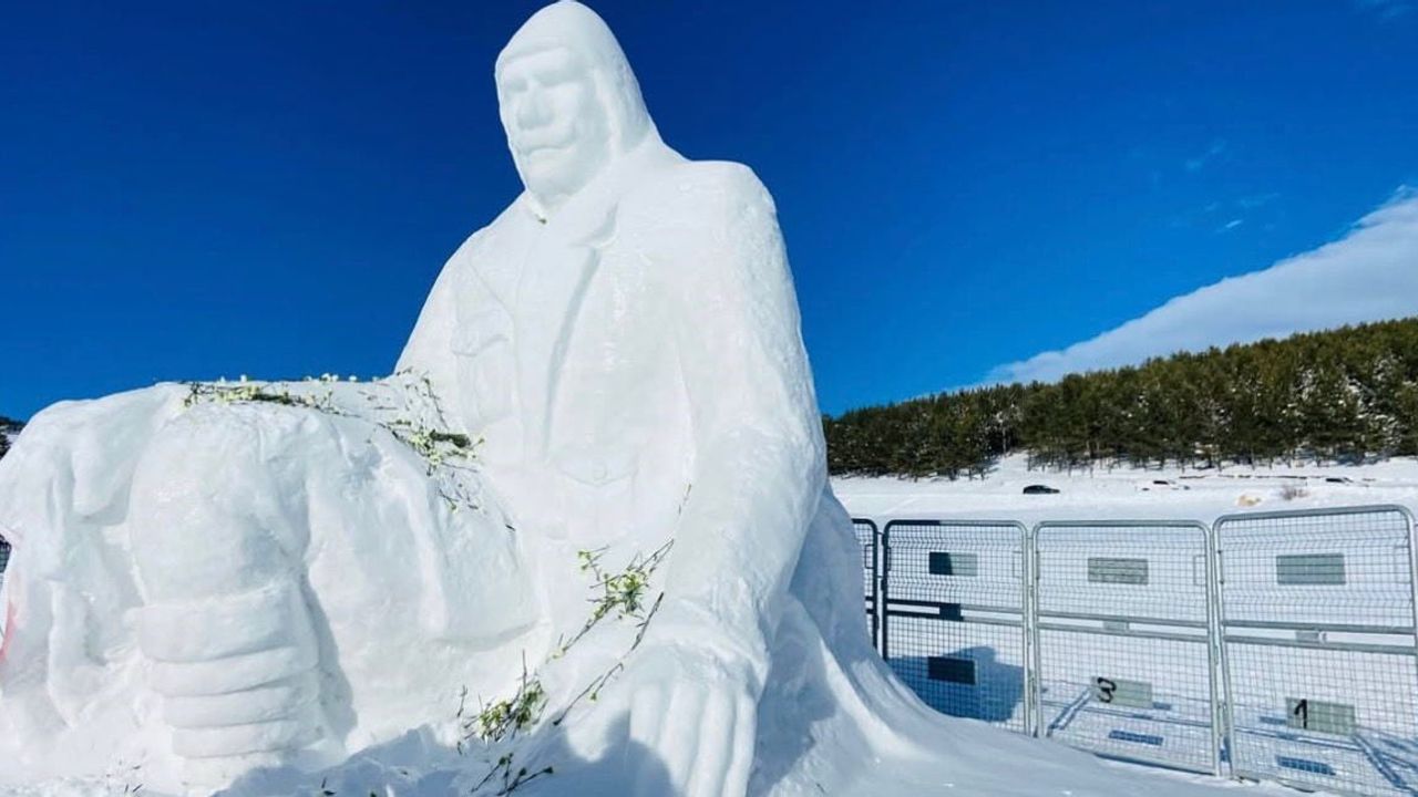 Diyadin Gençleri Sarıkamış Şehitlerini Anma Yürüyüşü Düzenledi