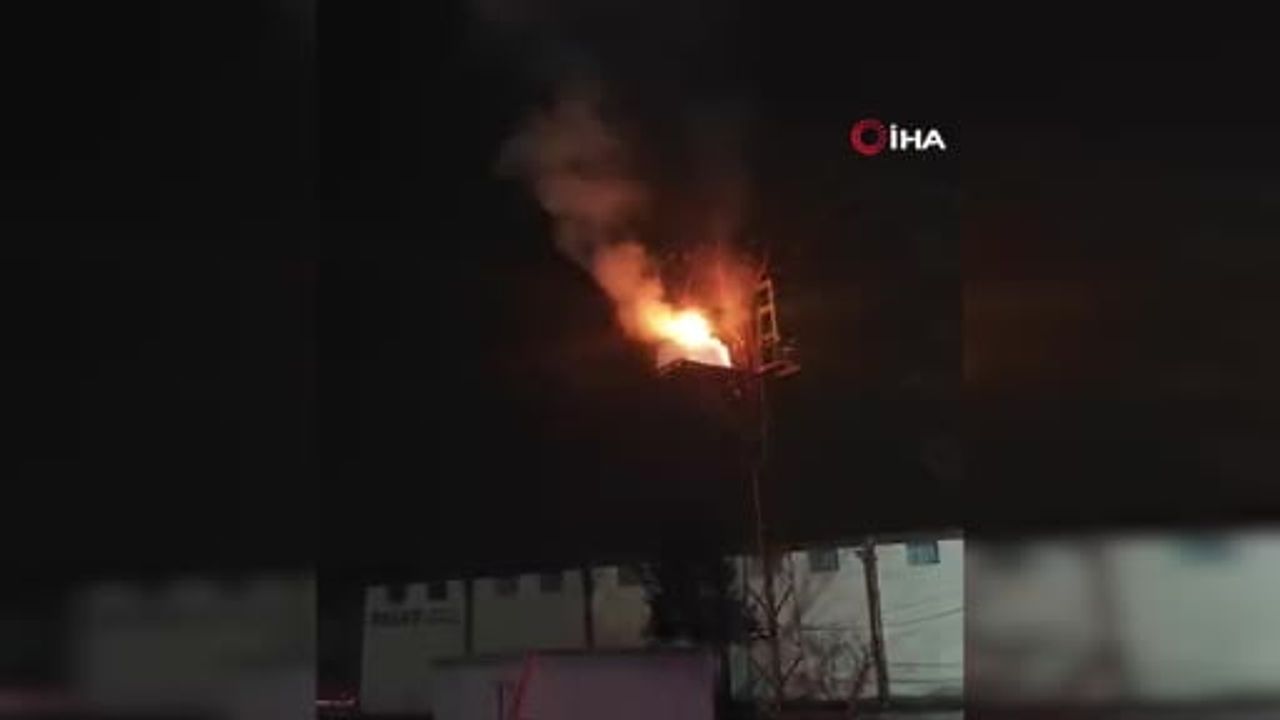 Diyarbakır'da Elektrik Panosu Alev Alev Yandı