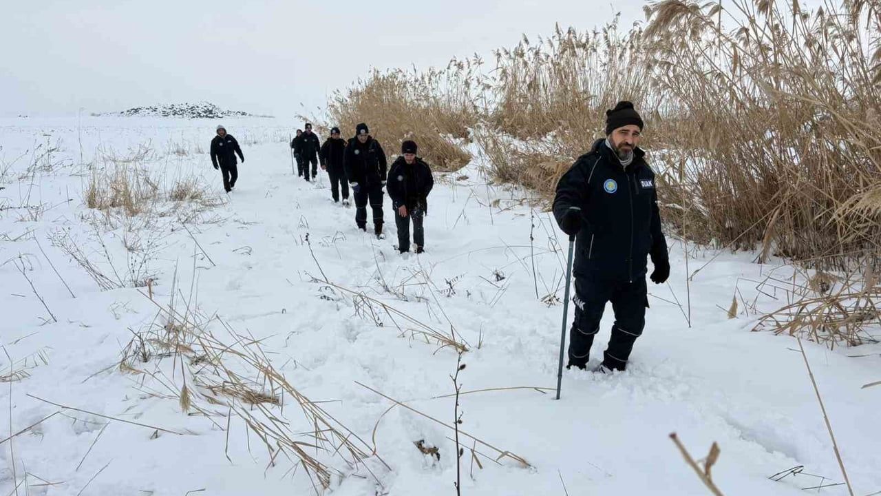 Diyarbakır'da Kayıp Kadın İçin Arama Çalışmaları Sürüyor