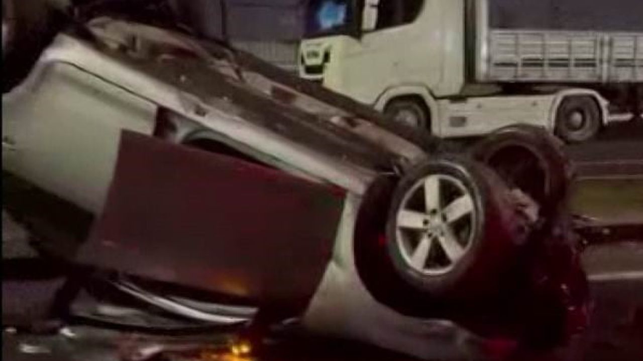 Diyarbakır'da Takla Atan Otomobilde 1 Yaralı
