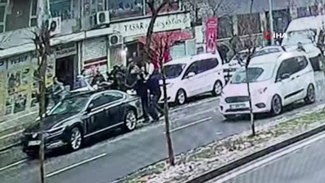 Diyarbakır'daki Düğünde Aileler Arasında Kavga