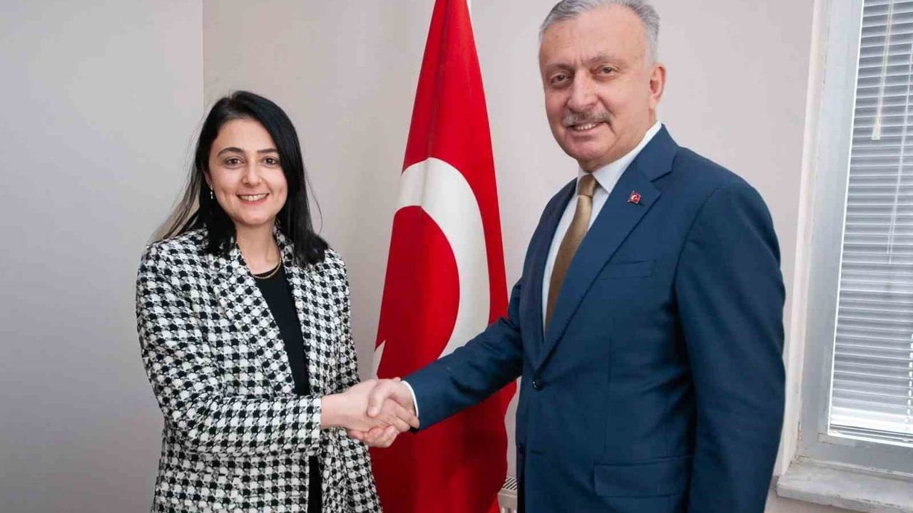 Doç. Dr. Müge Manga, Sosyal Bilimler Enstitüsü Müdürü Atandı