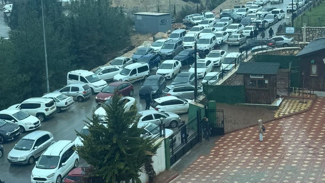 Doğa Koleji Bursluluk Sınavı Adıyaman'da Yoğun İlgiyle Gerçekleştirildi