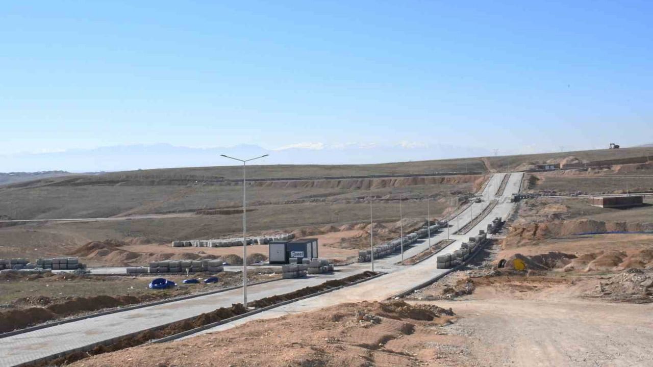 Doğu Anadolu'nun Tarıma Dayalı İhtisas OSB'si Faaliyete Geçiyor